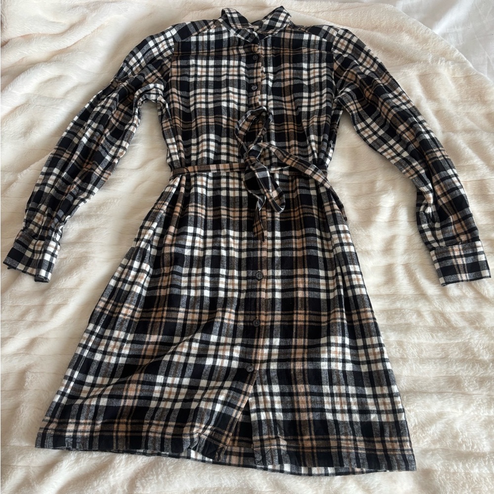 LOFT Black and Cream Plaid Long Sleeve Dress